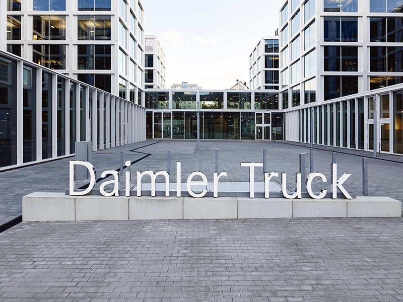 Daimler Truck Holding AG